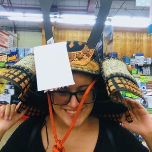 Meet your Posher, Esmeralda